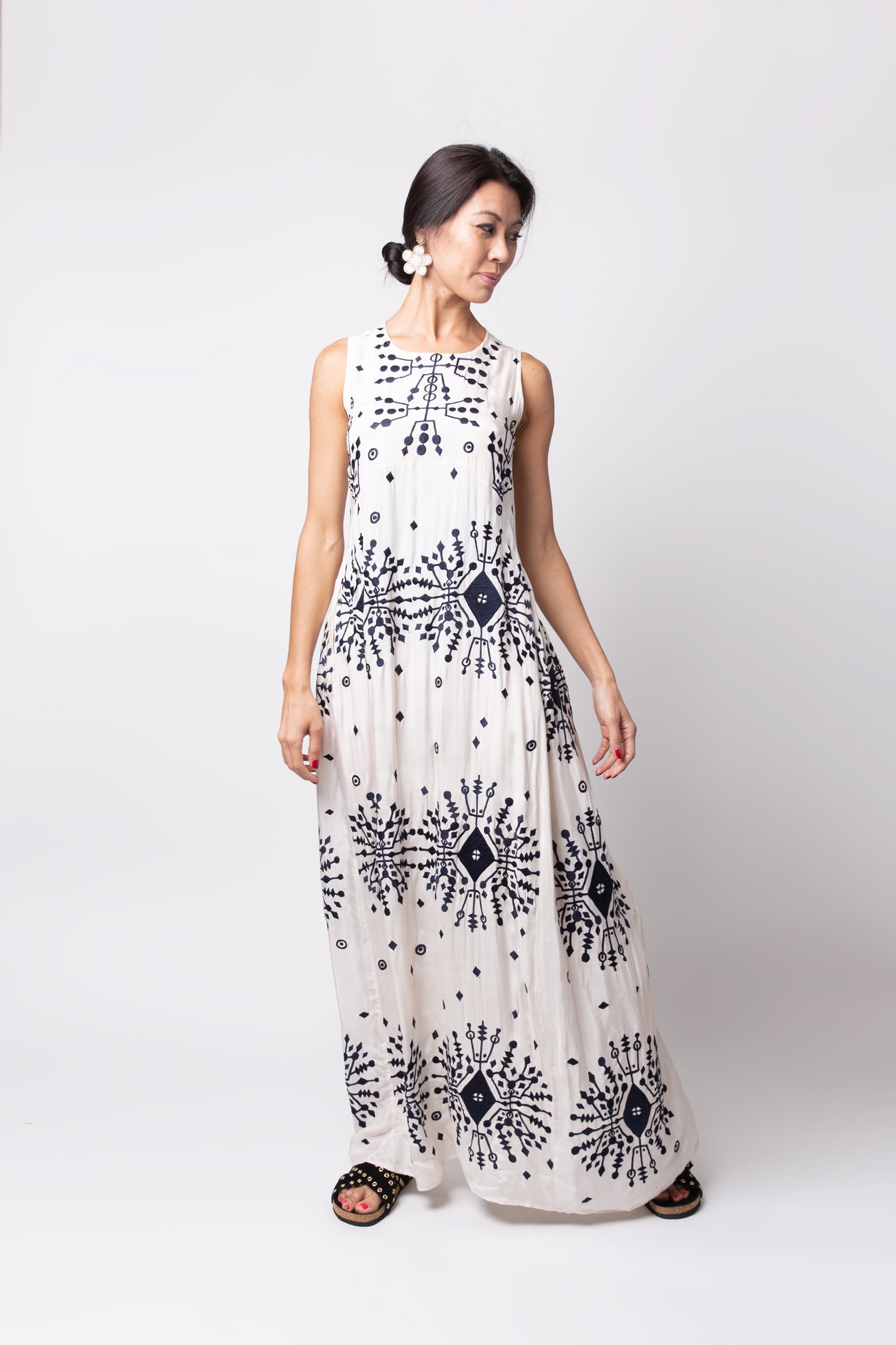 Botanika dress - White and navy